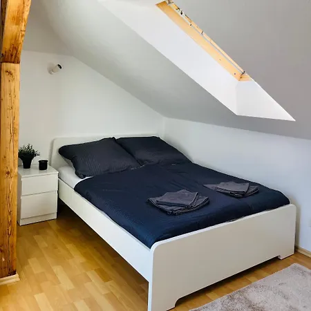 Appartamento Modernes Cityapartment Naehe Schloss Pillnitz *