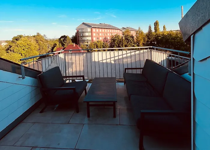 Modernes Cityapartment Naehe Schloss Pillnitz شقة