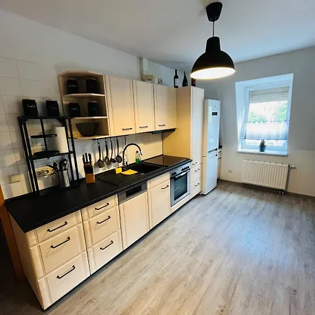 Modernes Cityapartment Naehe Schloss Pillnitz 아파트 *